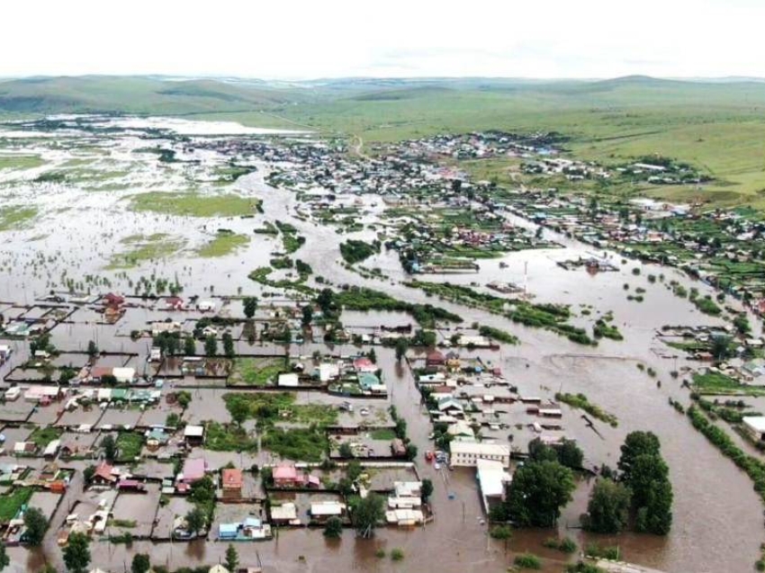 ​Более 200 человек и 30 единиц техники оказывают помощь пострадавшим от паводков в Шилке в Забайкалье